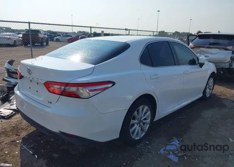 2018 Toyota Camry Le from USA, damaged, VIN 4T1B11HK3JU145086